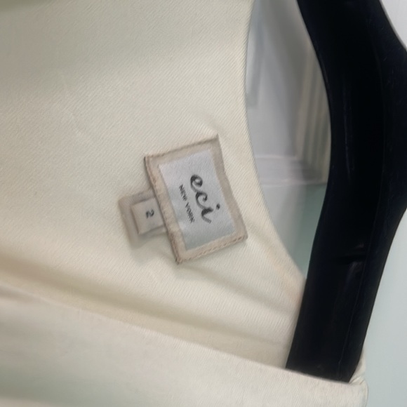 Ivory dress size 2 - never worn - Picture 3 of 6